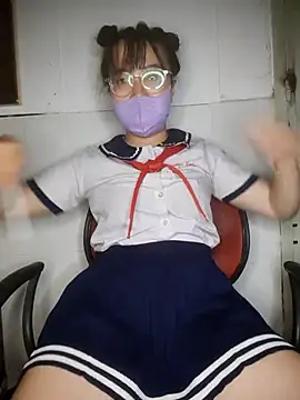 Snapshot of lina_loveee chatting on January 17, 2026, 10:42 am lina loveee online show from January 17, 2026, 10:42 am