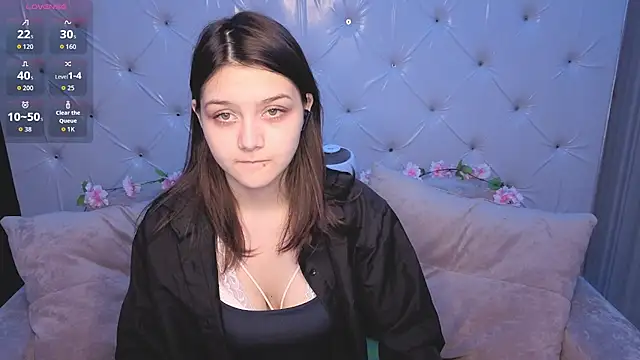 xxxnaughtyfoxyxxx online show from July 1, 2026, 5:23 pm