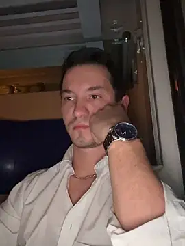 Snapshot of batschi0512 chatting on January 6, 2026, 8:56 pm batschi0512 online show from January 6, 2026, 8:56 pm