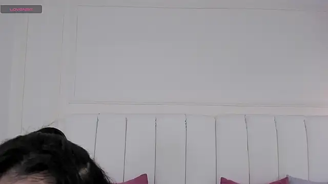 Snapshot of luna_velvvet chatting on January 14, 2026, 10:54 am luna velvvet online show from January 14, 2026, 10:54 am