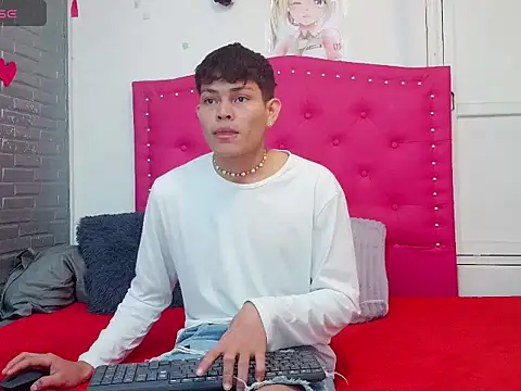 brosscams2025 online show from February 6, 2026, 2:31 pm