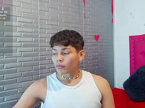 brosscams2025 online show from February 7, 2026, 5:16 pm