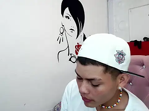 brosscams2025 online show from February 20, 2026, 5:13 pm