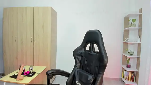 Snapshot of celestes777 chatting on January 6, 2026, 7:50 pm celestes777 online show from January 6, 2026, 7:50 pm