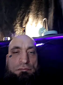 Snapshot of RealisedBooking chatting on February 11, 2026, 9:14 am RealisedBooking online show from February 11, 2026, 9:14 am