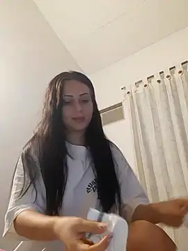 diosa cristal  online show from January 8, 2026, 4:04 am