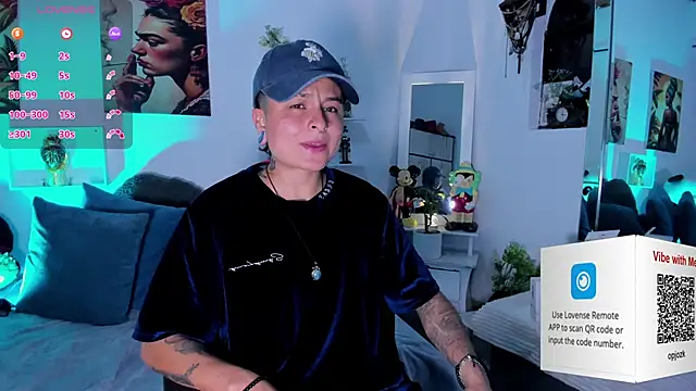 Snapshot of Zury_Ramirez chatting on January 15, 2026, 8:45 pm Zury Ramirez online show from January 15, 2026, 8:45 pm