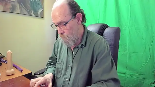 Uncle Hottie online show from April 15, 2026, 7:58 pm