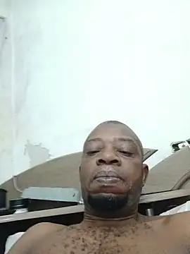 Negaomalinha1 online show from June 1, 2026, 12:18 pm