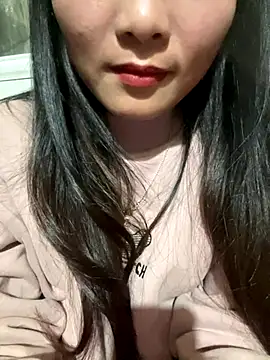 Snapshot of mode-bae chatting on January 7, 2026, 1:24 pm mode-bae online show from January 7, 2026, 1:24 pm