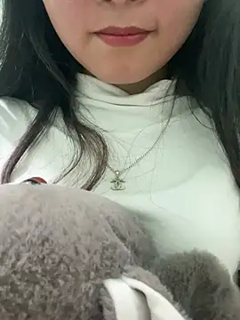 Snapshot of mode-bae chatting on January 14, 2026, 3:01 am mode-bae online show from January 14, 2026, 3:01 am