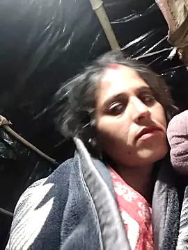 Bhavna8080 online show from February 9, 2026, 12:36 am