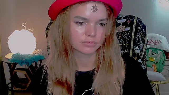 Snapshot of SaraGolben chatting on January 14, 2026, 9:26 am SaraGolben online show from January 14, 2026, 9:26 am