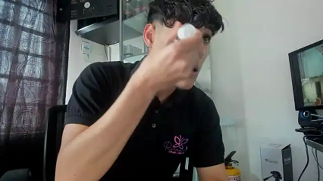 MaxStar26 online show from January 12, 2026, 12:54 pm