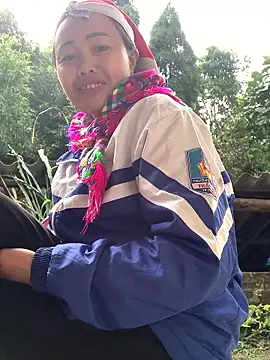 Snapshot of hinicky-0 chatting on January 11, 2026, 4:50 am hinicky-0 online show from January 11, 2026, 4:50 am