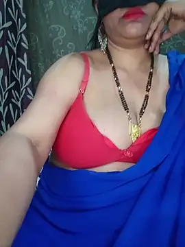 Hot-BHABHI696 online show from April 15, 2026, 7:58 pm
