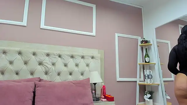 Snapshot of softanni chatting on January 15, 2026, 1:26 pm softanni online show from January 15, 2026, 1:26 pm