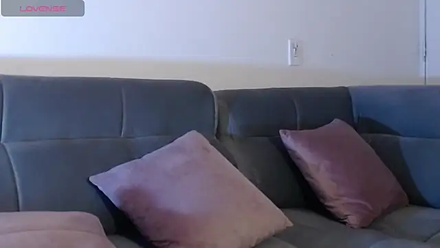 SweetLiamn online show from April 7, 2026, 11:15 pm