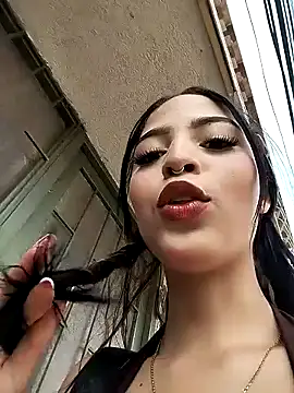 Snapshot of Aitana_2-0 chatting on February 9, 2026, 8:57 pm Aitana 2-0 online show from February 9, 2026, 8:57 pm