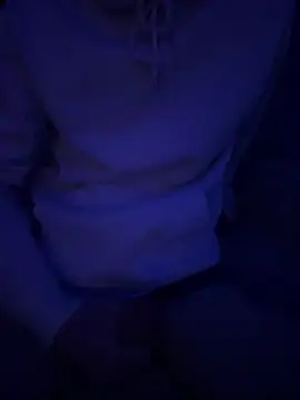 Snapshot of Iconnue chatting on February 5, 2026, 5:12 am Iconnue online show from February 5, 2026, 5:12 am