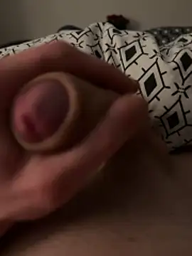 Snapshot of Iconnue chatting on April 7, 2026, 11:26 pm Iconnue online show from April 7, 2026, 11:26 pm