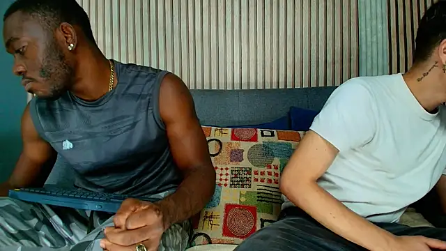 Snapshot of bro_friends chatting on February 11, 2026, 1:54 am bro friends online show from February 11, 2026, 1:54 am