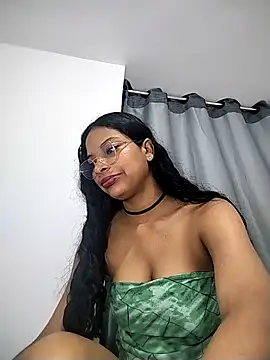 KATALINA SANTANA  online show from March 21, 2026, 11:52 pm