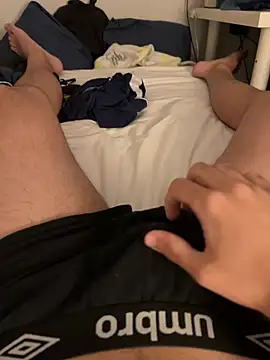 Snapshot of luzudn chatting on April 5, 2026, 1:36 am luzudn online show from April 5, 2026, 1:36 am