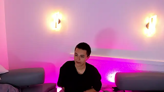 RicciRizzo online show from March 26, 2026, 1:33 am