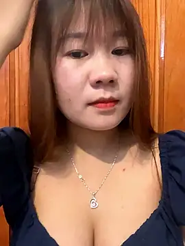 Snapshot of Liness101 chatting on January 13, 2026, 2:39 am Liness101 online show from January 13, 2026, 2:39 am