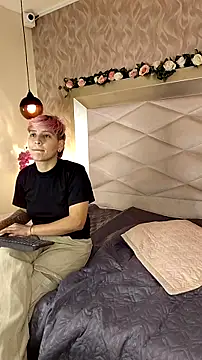 HadeDanny online show from January 16, 2026, 3:43 am