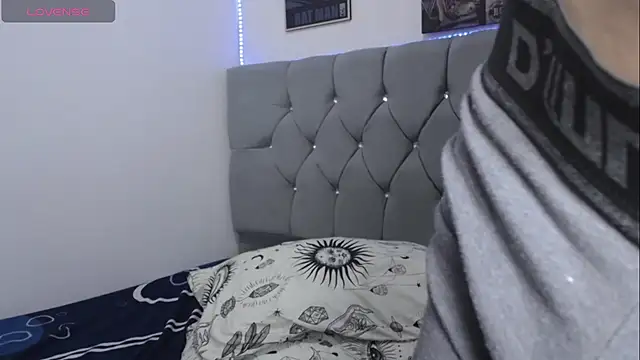 Loganjhonson19 online show from January 15, 2026, 2:27 am