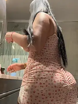 nataliia queen  online show from April 5, 2026, 12:41 am