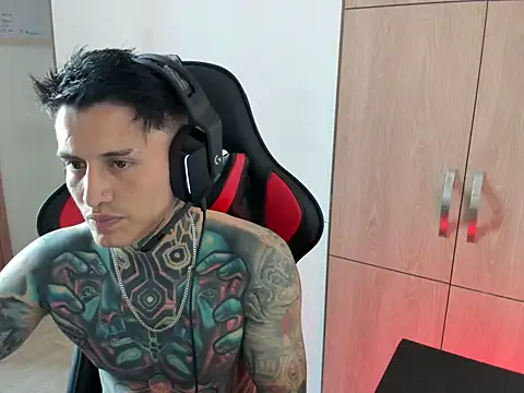 Chrissblack online show from February 14, 2026, 10:17 pm