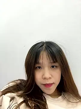 Lyli-122 online show from January 9, 2026, 11:13 am