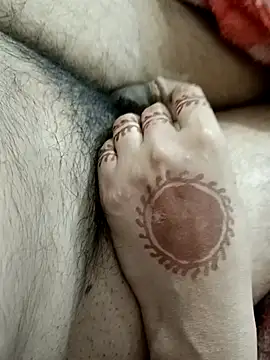 Snapshot of BESTY-10 chatting on January 14, 2026, 6:13 pm BESTY-10 online show from January 14, 2026, 6:13 pm