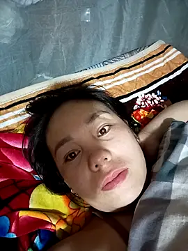 vanvan005 online show from March 12, 2026, 11:00 pm