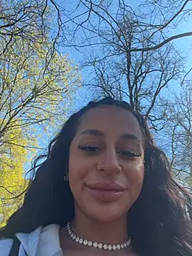 sweetxlayla online show from April 2, 2026, 12:58 pm