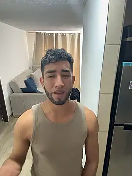 Snapshot of liam_bronw chatting on January 5, 2026, 9:18 pm liam bronw online show from January 5, 2026, 9:18 pm