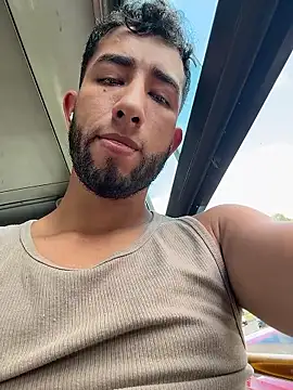 Snapshot of liam_bronw chatting on January 13, 2026, 7:41 pm liam bronw online show from January 13, 2026, 7:41 pm