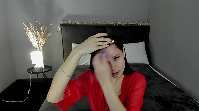 Snapshot of SkinyJoys chatting on February 6, 2026, 1:54 am SkinyJoys online show from February 6, 2026, 1:54 am