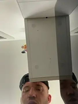 Snapshot of slutwifebbw chatting on April 8, 2026, 10:32 pm slutwifebbw online show from April 8, 2026, 10:32 pm