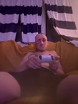 Snapshot of brian0548 chatting on February 24, 2026, 2:42 am brian0548 online show from February 24, 2026, 2:42 am