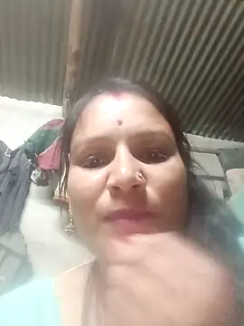 Snapshot of Hot_hiuj chatting on April 24, 2026, 5:15 pm Hot hiuj online show from April 24, 2026, 5:15 pm