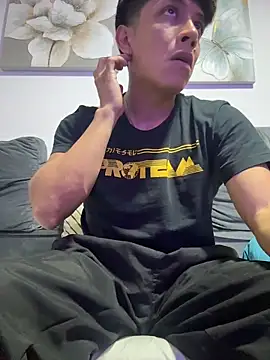 Bufu2213 online show from April 21, 2026, 1:39 pm