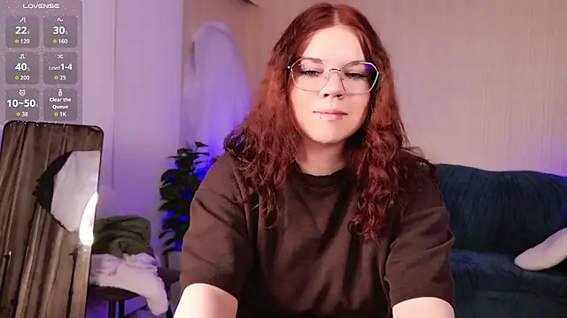 Snapshot of A_Lot_of_Bunny chatting on February 14, 2026, 10:01 am A Lot of Bunny online show from February 14, 2026, 10:01 am