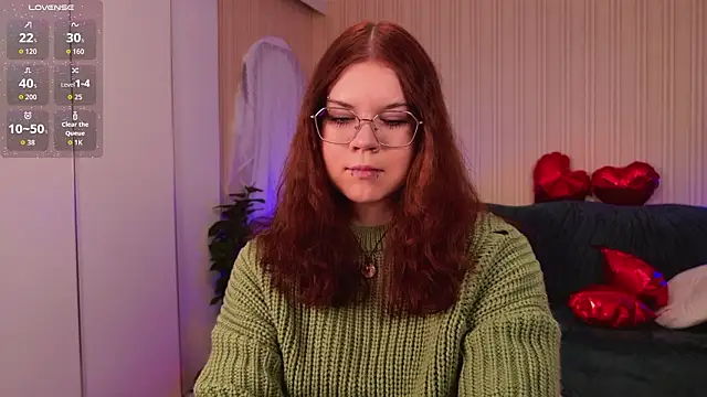 Snapshot of A_Lot_of_Bunny chatting on February 19, 2026, 9:05 am A Lot of Bunny online show from February 19, 2026, 9:05 am