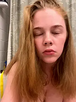 Snapshot of gingerslutt chatting on January 14, 2026, 2:06 am gingerslutt online show from January 14, 2026, 2:06 am