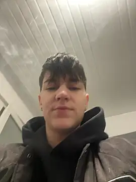 ravenryx online show from January 10, 2026, 6:15 am