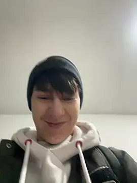 ravenryx online show from January 15, 2026, 5:23 am